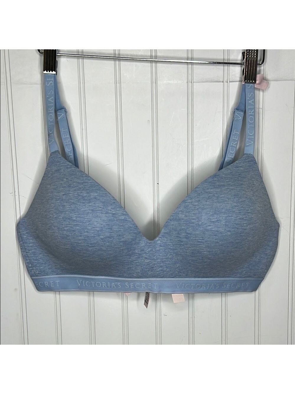Victoria’s Secret Lightly Lined Bra Size 36D
